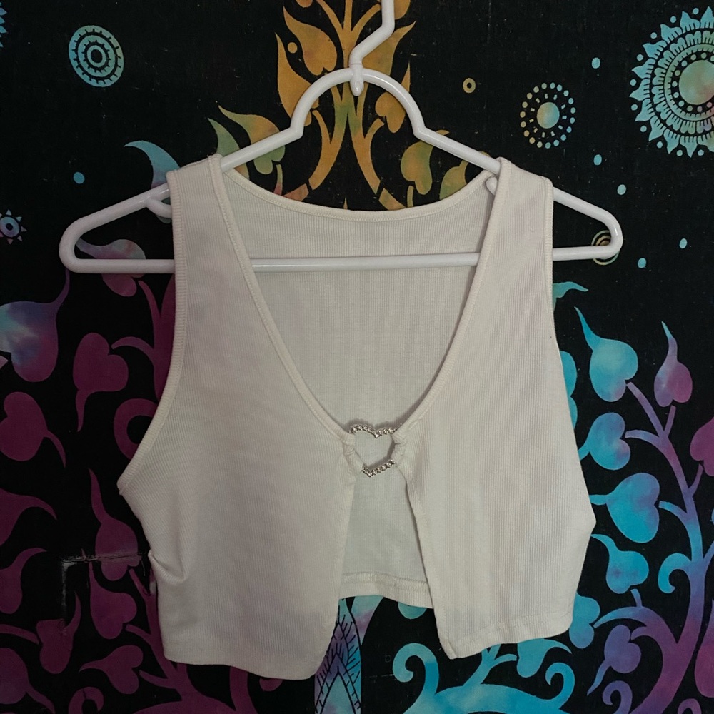 Cute White Crop top <3